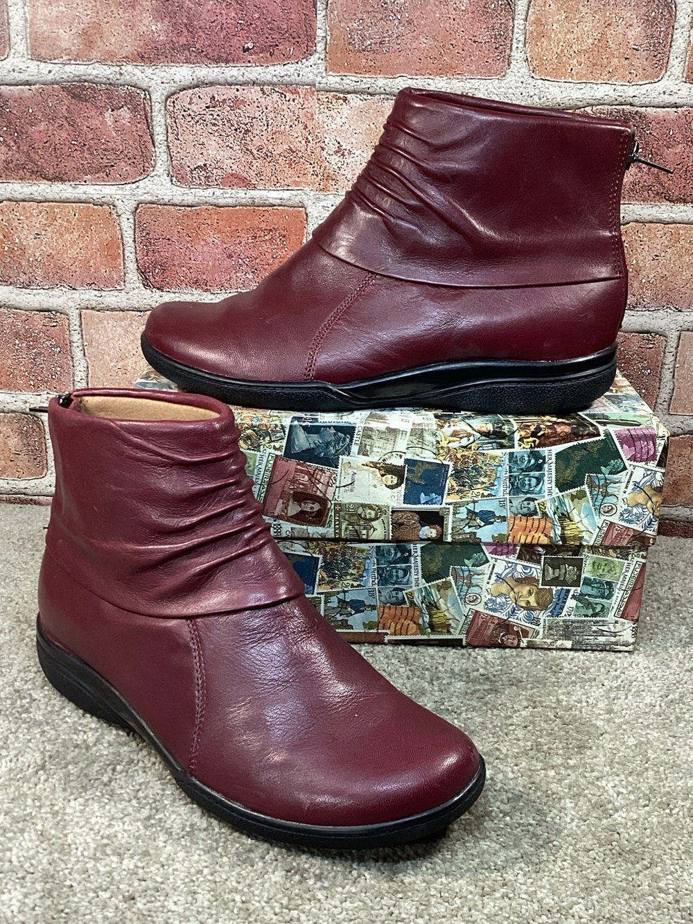 Clarks Kearns Blush women’s ankle boots size 8